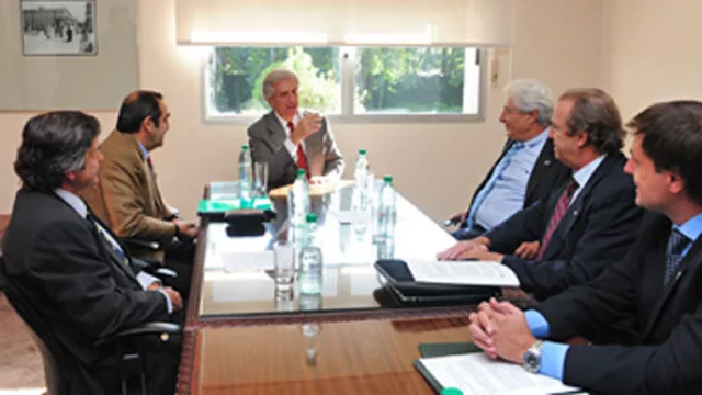 Cámaras empresariales se reunieron con Vázquez