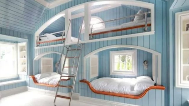 Nunca el diseño e ingenio fueron tan funcionales como este cuarto de cuatro camas.