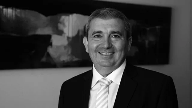 Elvio Fernández, gerente general.