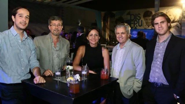 ByBest y Betania: Pablo Sona, Marcelo Freiberg, Natalia Butigliengo, César Martínez y Agustín Martínez.