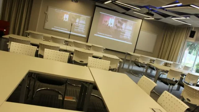 En el Aula Emilio Botín se invirtió $ 800.000.