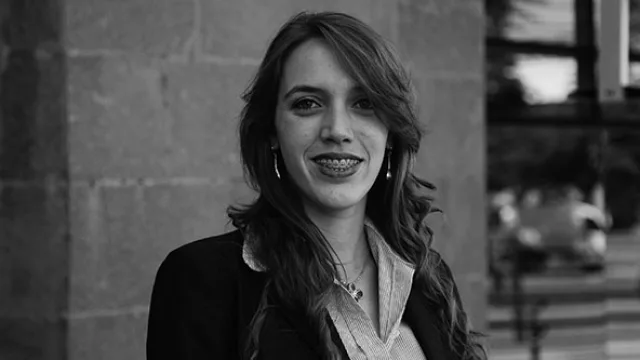 Elina Esbry, coordinadora de centro de atención telefónica