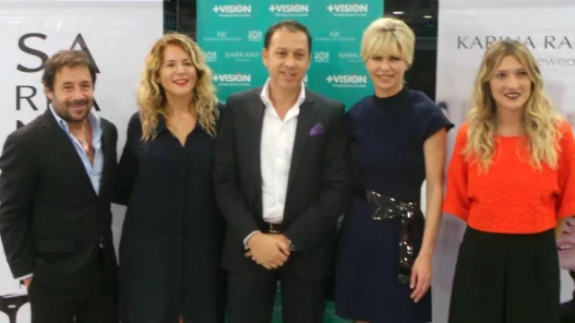 Ricky Sarkany,  Alejandra Hartman (Manager +Visión), Marcelo Atalá (Socio KR), Karina Rabolini y Sol Igarzabal (MKT Patio Olmos).