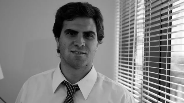 Agustín Martínez, comercial.