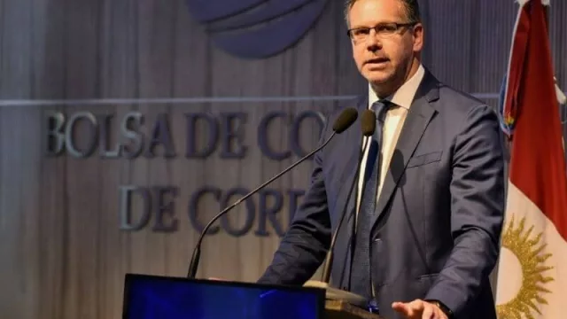 Según Guido Sandleris las reservas netas del BCRA no alcanzan para pasar el primer trimestre del 2022 (las definiciones en su paso por la BCC)
