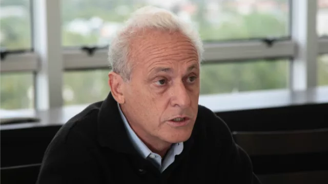 Edisur prepara batería de anuncios para festejar sus 15 primaveras (lotes para la clase media y housing)