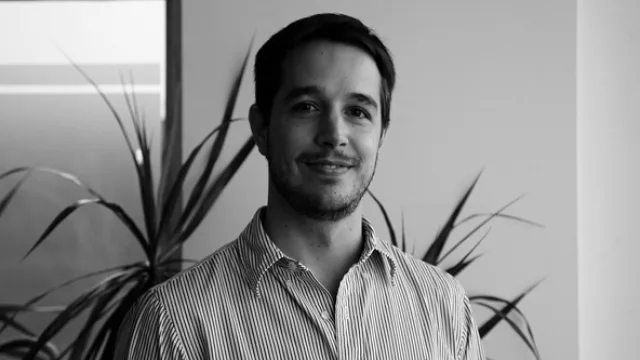 Pablo Sona, gerente.