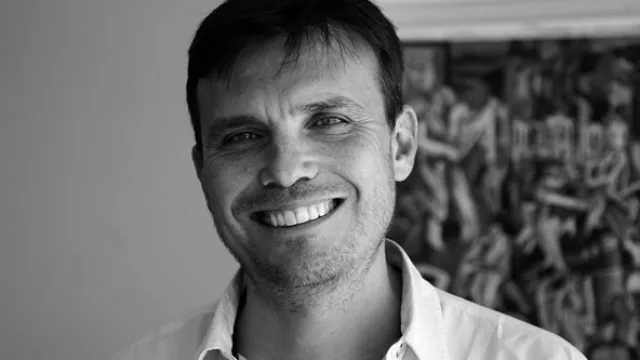 Juan Martín Bergoglio, director.