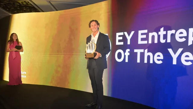 Tomás Mindlin gana el “Oscar” emprendedor de EY (y pone a tapi en el radar regional de pagos)