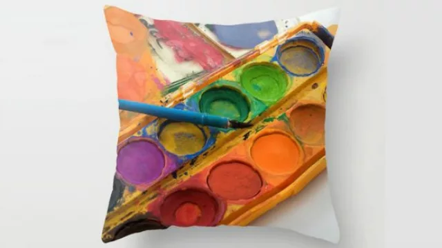 Los almohadones de CrystalGaylePhoto aprovechan los colores de las imágenes.