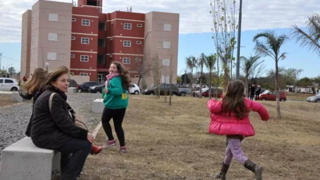 ¿Quién hará los 3,5 millones de casas que faltan en el país? (&#39;&#39;el&#39;&#39; desafío para futuro Presidente)