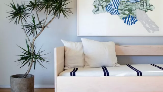 …con la decoración correcta hace de sillón.