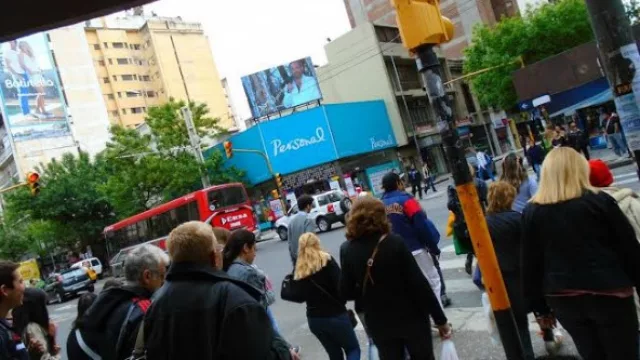 27 de abril y General Paz - pitch10 3 x 5 metros (funcionando).