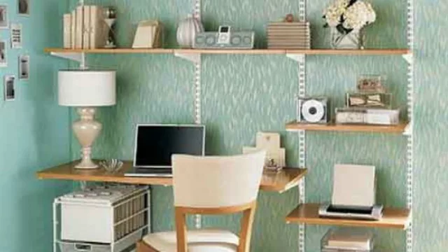 Se pueden instalar más de una columna de estantes y disponer distintos niveles.