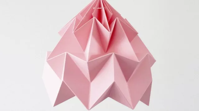 Hay una luz en algún lugar… ¡de Oriente!