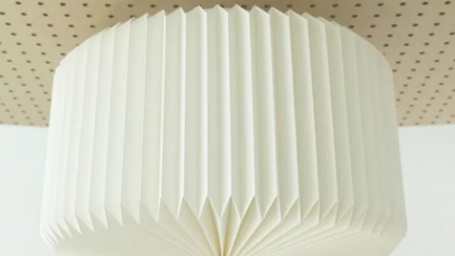 Otra lámpara imponente etilo acordeón.