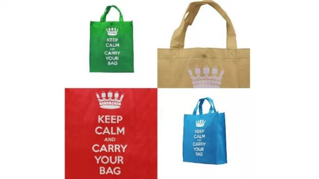 Keep calms and Carry your bag!