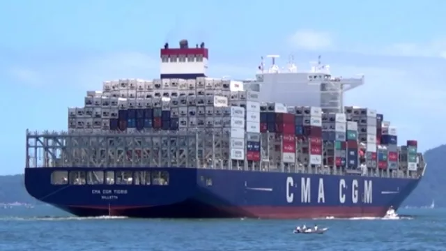 Este finde arriba el mayor buque de carga (nunca antes había llegado a Montevideo uno así)