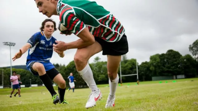 Do you play rugby? Fusión de inglés y guinda en Irlanda (by Coined)