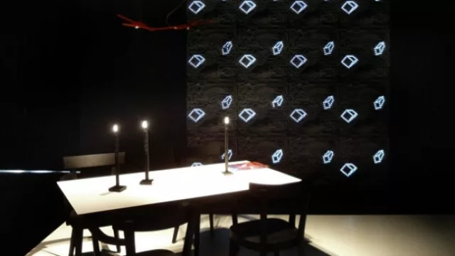 A pesar del estilo futurista, el diseño es sofisticado y se adapta a la mayoría de los ambientes.