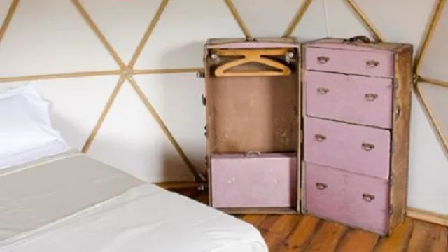 El domo cuenta con ventana que ofrece una panorámica envidiable.