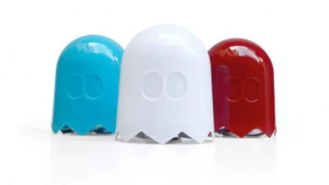 Mr. Boo, los fantasmitas de otro planeta de Pac Man hechos lámpara. Disponibles en Gato Store.