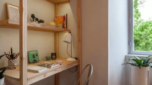  A su vez es escritorio…