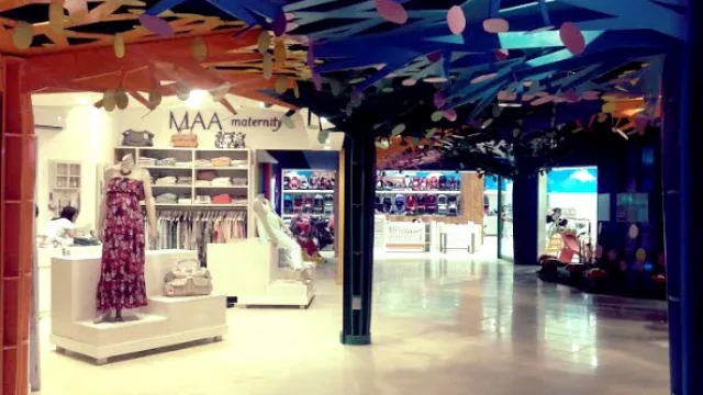 Celebra la creatividad del misterioso (expresidiario) Cheb Terrab