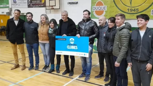 ¿En qué invertirán Pesca y Bolívar el millón de pesos brindado por el gobierno provincial? (entregado por el programa “Construyendo Clubes”)