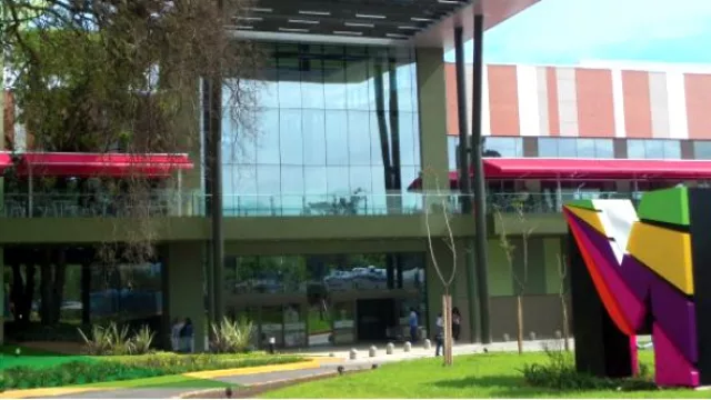 Cuando el río suena ...Carrefour se convierte en operador de Shoppings y trae uno a Córdoba