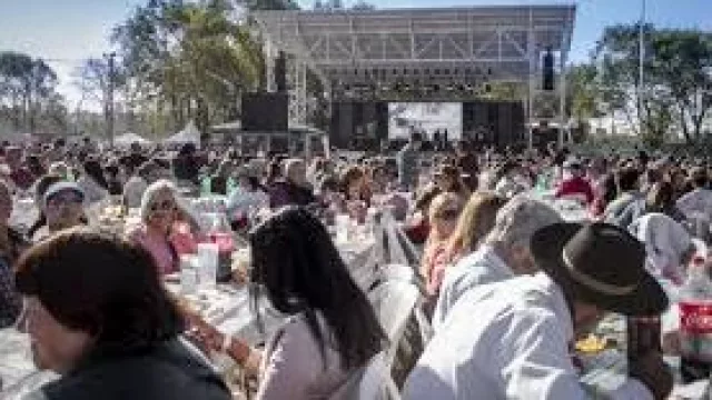 Las Fiestas Patronales de Los Reartes (principal atractivo) del próximo fin de semana largo