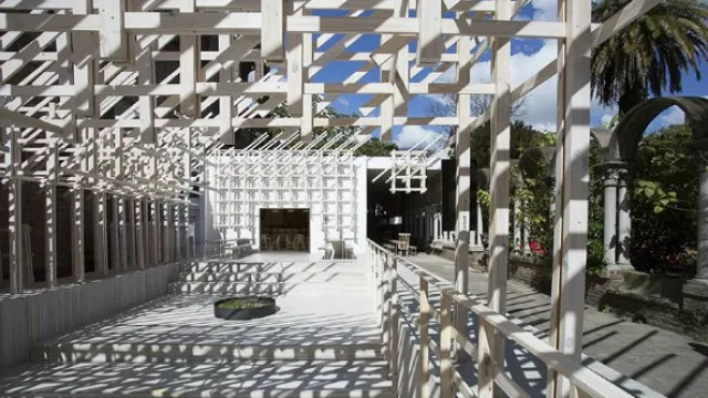 Nadar en madera sí es posible.