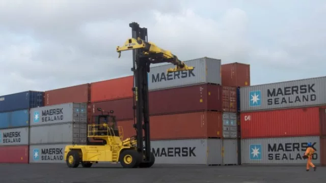 Las exportaciones sufrieron la peor caída desde 2009 (la balanza comercial cayó 39%)