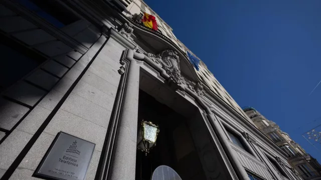 El primer rascacielos de España cambia de manos: Telefónica vende Gran Vía 28 por 200 millones