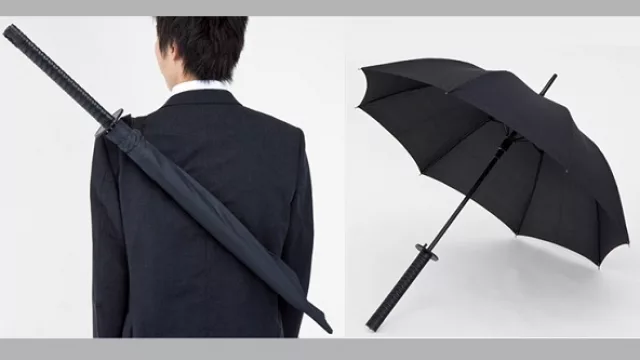 El sable samurái hecho paraguas.