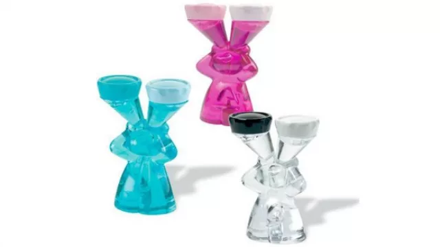 Los binoculares de acrílico.