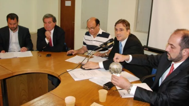 Llaryora anticipa proyecto para eximir de impuestos a microemprendimientos