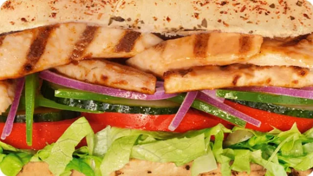 Subway llegó a los 140 locales en Argentina y lo festeja con vos