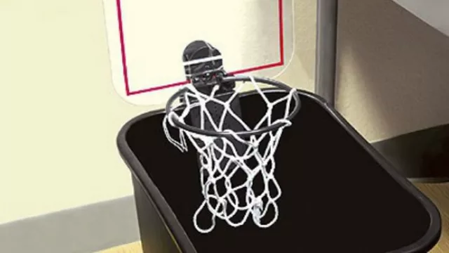 Una forma lúdica de lograr que todos tiren la basura en el tacho en la oficina.