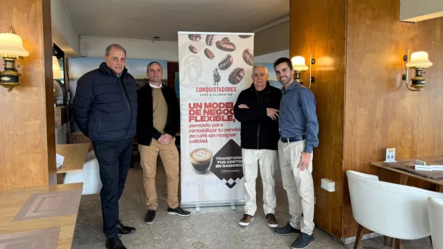 Café Conquistadores rompe con 75 años de costumbre y transparenta el precio real del café (lo ofrece al 50% del valor de mercado)