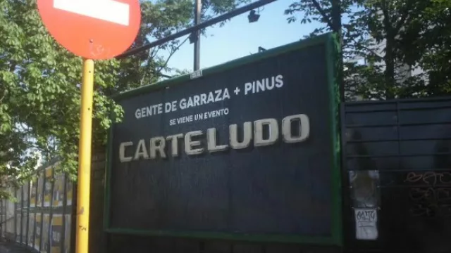 Save the date, publicista, para el evento “Carteludo”.