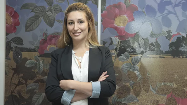 Noelia Barros, Administración.