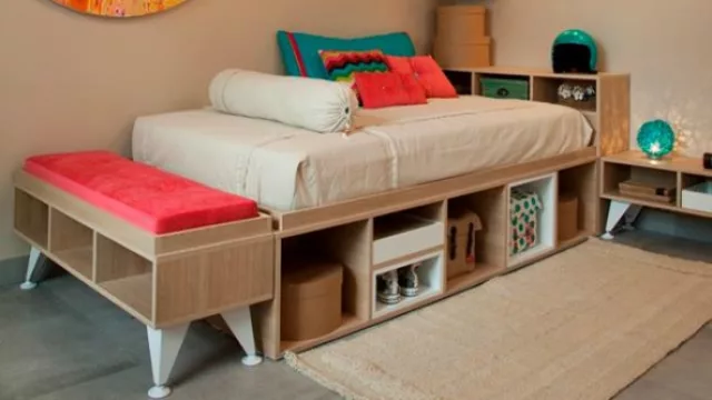 Se optaron por colores crema y cortar tanto con cálidos como fríos en la decoración y textil.