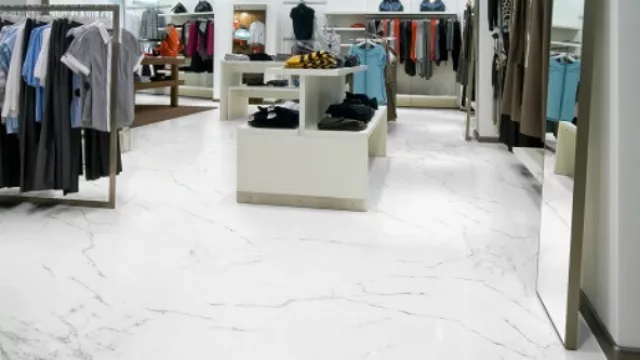 Kairos es el amigo de la luz: tiene un blanco truncado a causa de la aparición de fríos y pálidos tonos grises. 