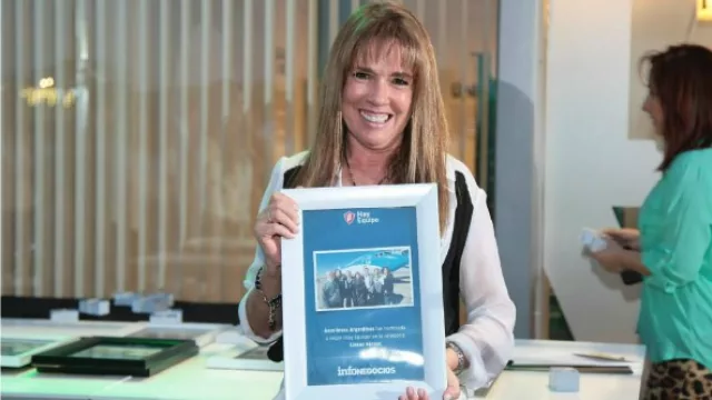 Sandra Toledo, en representación del equipo de Aerolíneas Argentinas.