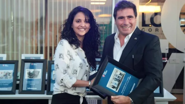 Daniel Parodi representando a Quorum Córdoba Hotel: Golf, Tenis & Spa. Uno de los nominados para mejor equipo de la categoría Hoteles.