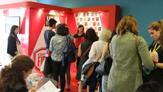 "El objetivo del Campus es acercarse a los jóvenes, conocerlos y escuchar sus opiniones", dicen desde la firma.
