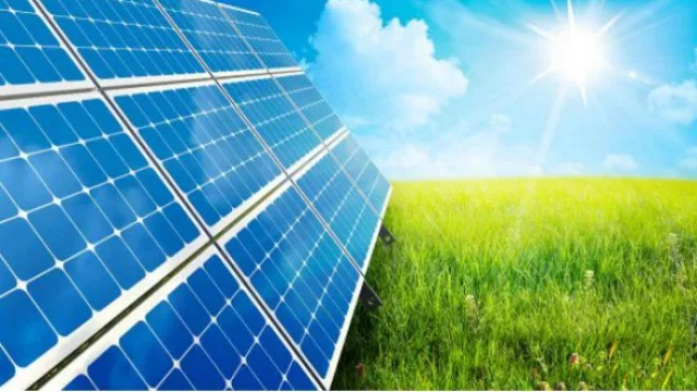 Ingenieros debaten hacia dónde va la energía solar (y sortean ''kit fotovoltaico docente'')