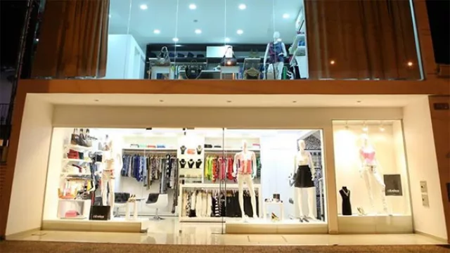 Una española que viste a las mujeres: Cibeles llegó con cuatro locales