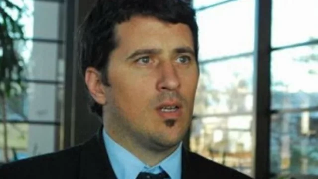 “Es poco estratégico perseguir a los arbolitos”